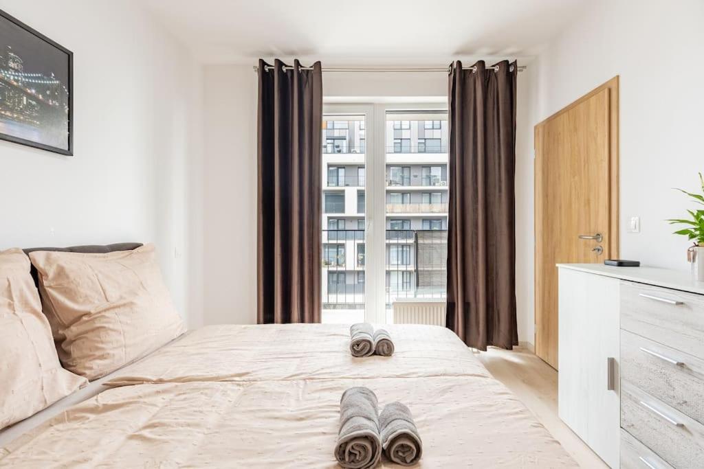 Cityscape Oasis: Active Studio Heaven Pressburg Exterior foto