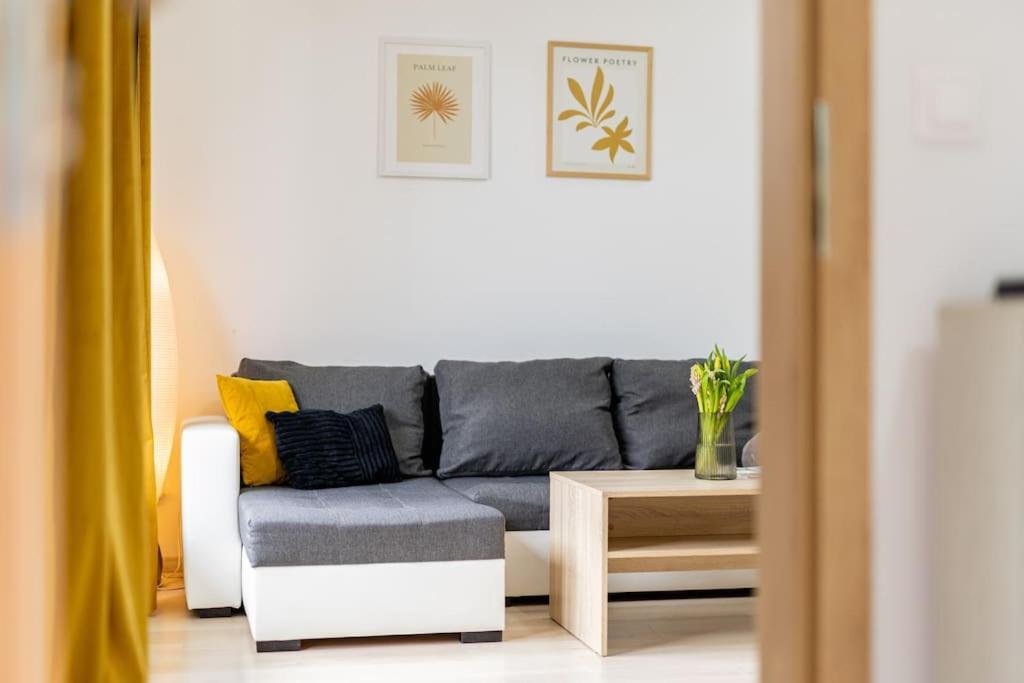 Cityscape Oasis: Active Studio Heaven Pressburg Exterior foto
